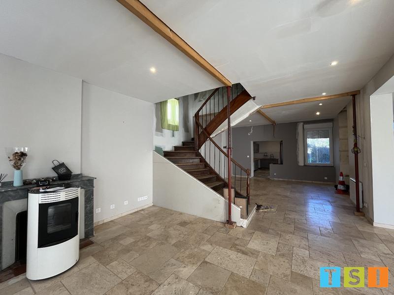 Maison - 268 m² - 7 pièces