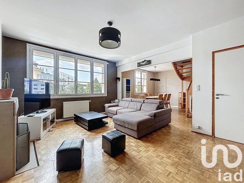 Duplex - 111 m² - 4 pièces