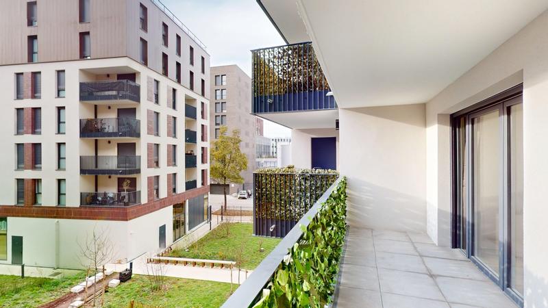 Appartement - 99 m² - 4 pièces