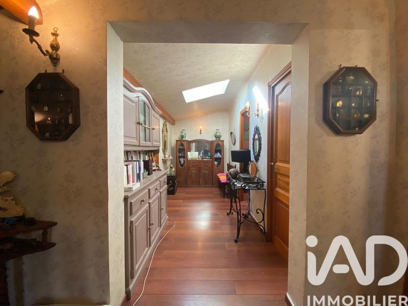 Maison - 149 m² - 8 pièces