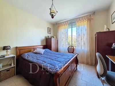 Villa - 160 m² - 6 pièces