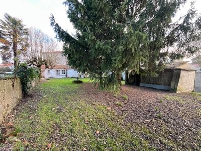 Maison - 197 m² - 11 pièces