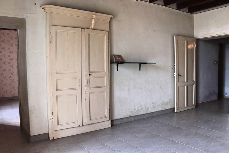 Maison - 234 m² - 8 pièces