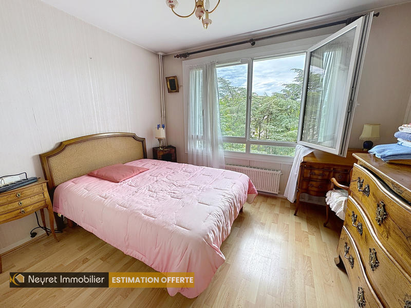 Appartement - 72 m² - 4 pièces