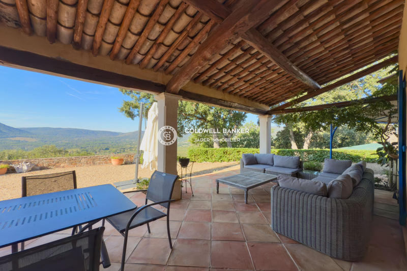 Villa - 275 m² - 10 pièces