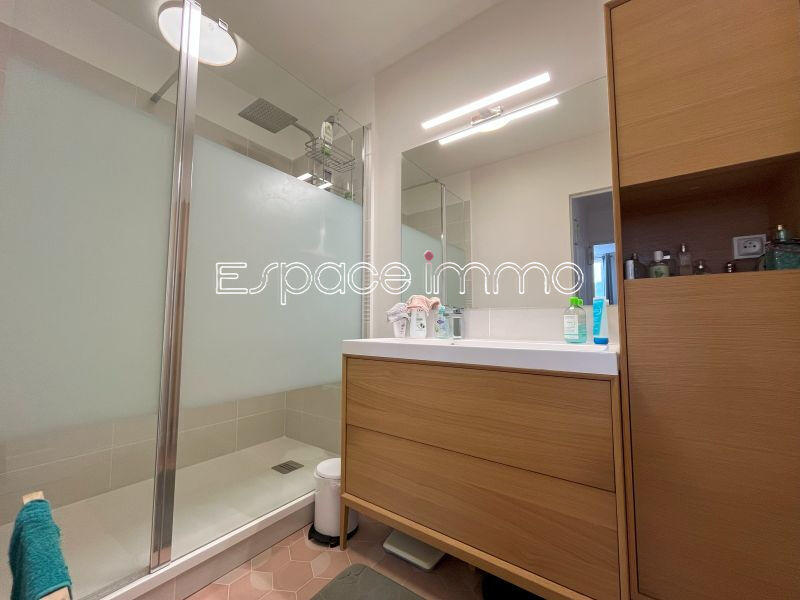 Immeuble - 14 pièces