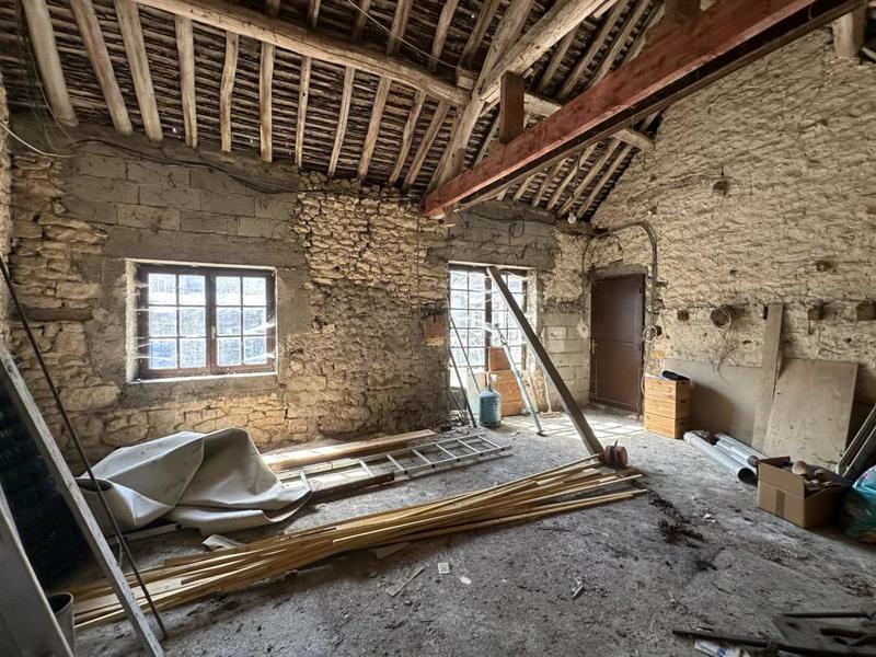 Maison - 185 m² - 7 pièces