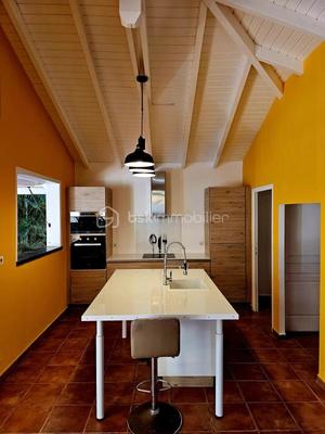 Villa - 155 m² - 4 pièces