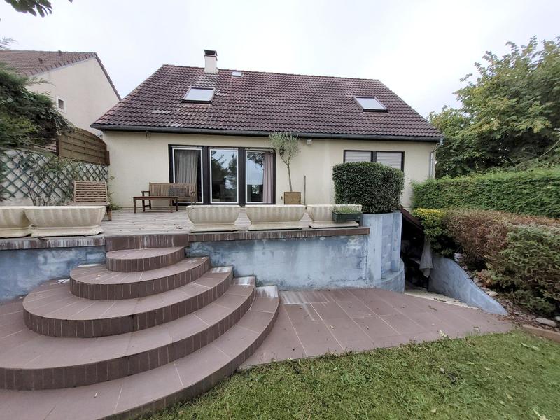 Maison - 145 m² - 7 pièces