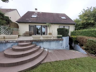 Maison - 145 m² - 7 pièces