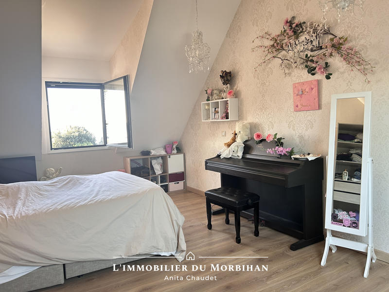 Maison - 168 m² - 7 pièces