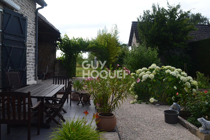 Maison - 413 m² - 7 pièces