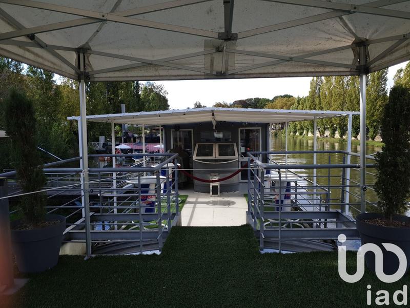 Maison - 200 m² - 3 pièces