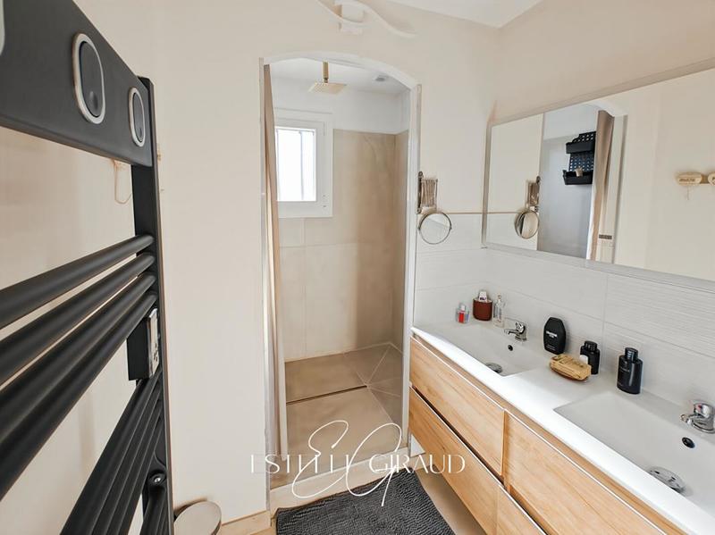 Villa - 98 m² - 5 pièces