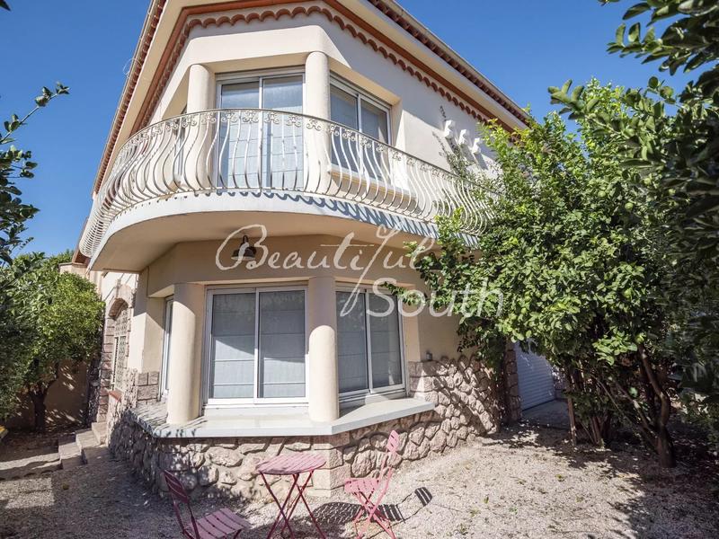 Maison de ville - 145 m² - 4 pièces