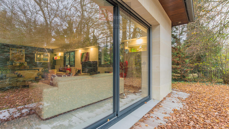 Maison - 400 m² - 8 pièces