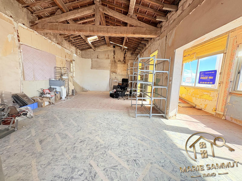 Appartement - 93 m² - 5 pièces