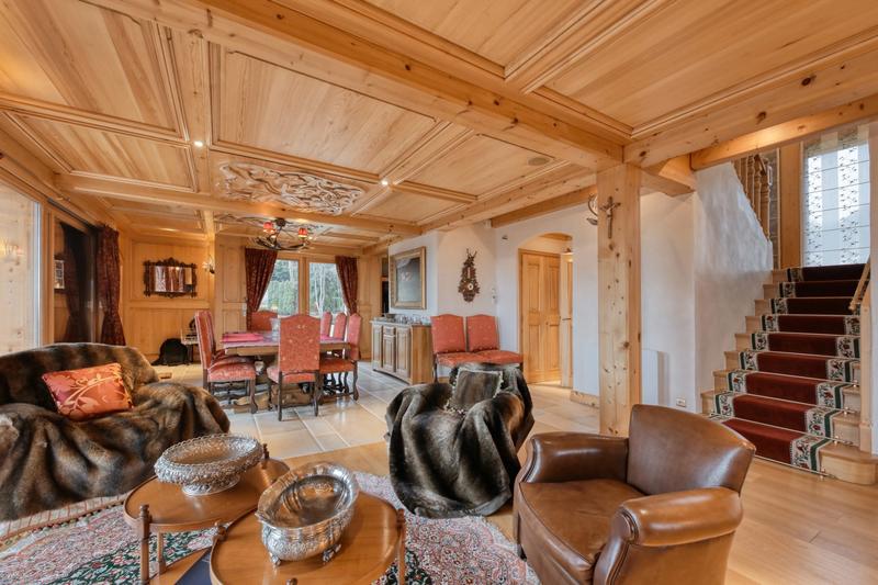 Châlet - 248 m² - 10 pièces