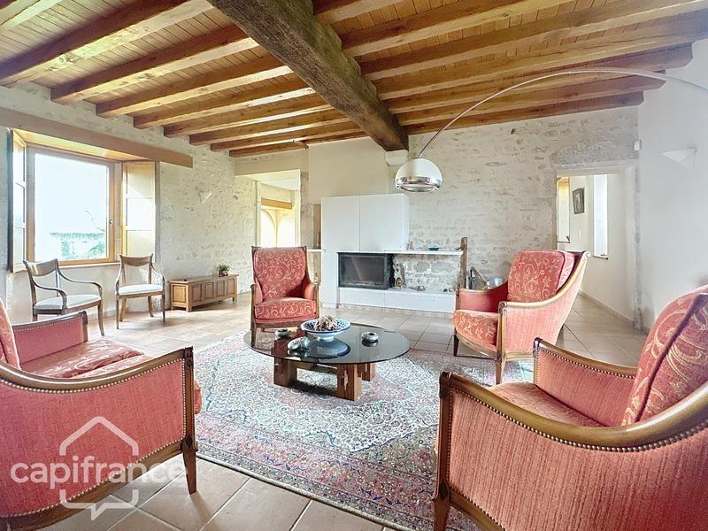 Maison - 291 m² - 12 pièces