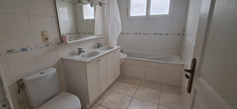 Maison - 147 m² - 7 pièces