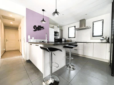 Maison traditionnelle - 120 m² - 6 pièces