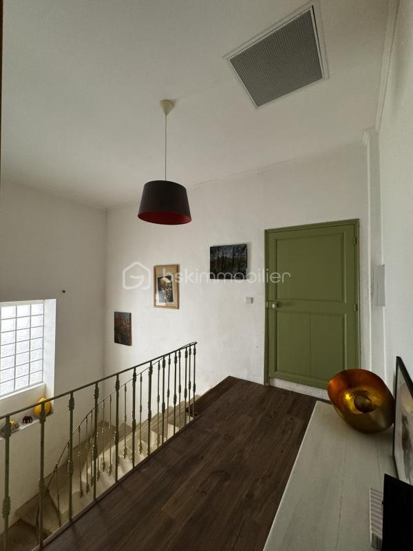 Maison en pierre - 208 m² - 7 pièces