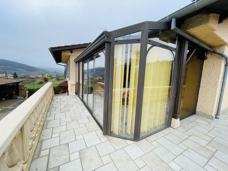 Maison - 200 m² - 8 pièces