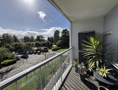 Appartement - 80 m² - 4 pièces