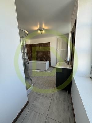 Immeuble - 285 m² - 6 pièces