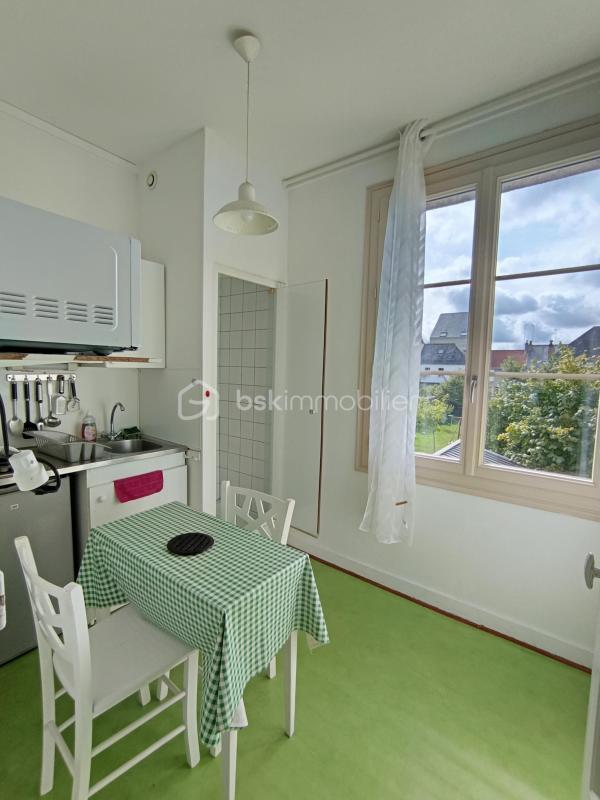 Immeuble - 111 m² - 8 pièces