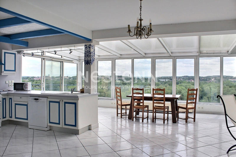 Maison - 140 m² - 6 pièces