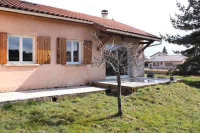 Maison - 90 m² - 6 pièces