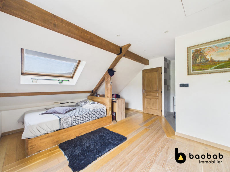 Appartement - 85 m² - 4 pièces