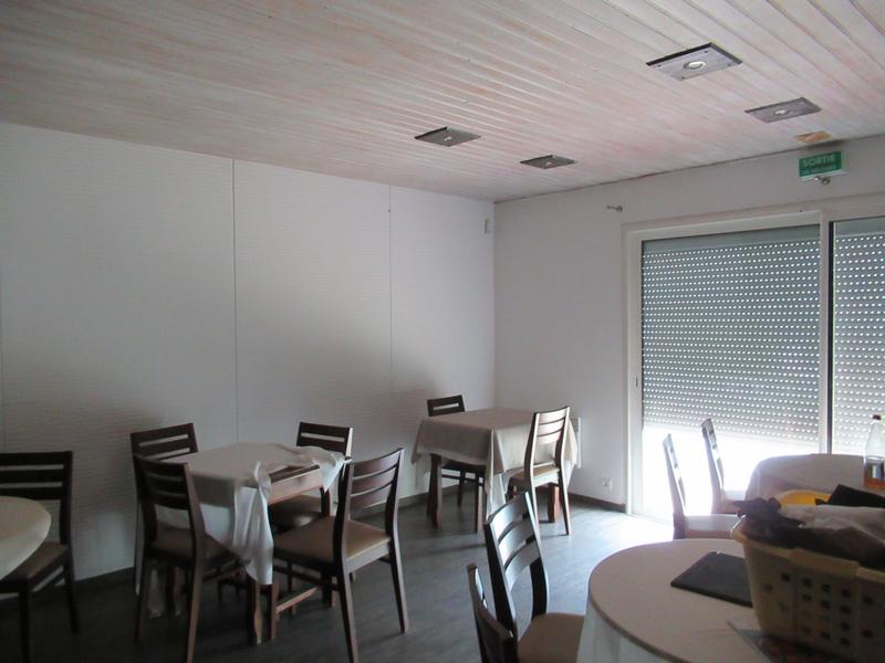 Maison ancienne - 190 m² - 3 pièces