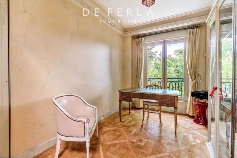 Hôtel particulier - 326 m² - 10 pièces