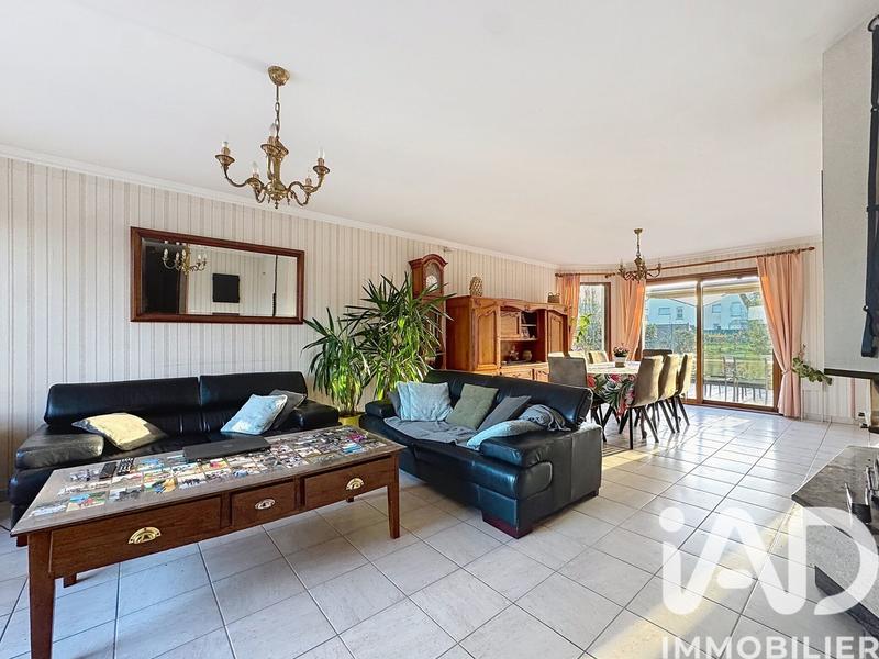 Maison - 158 m² - 7 pièces