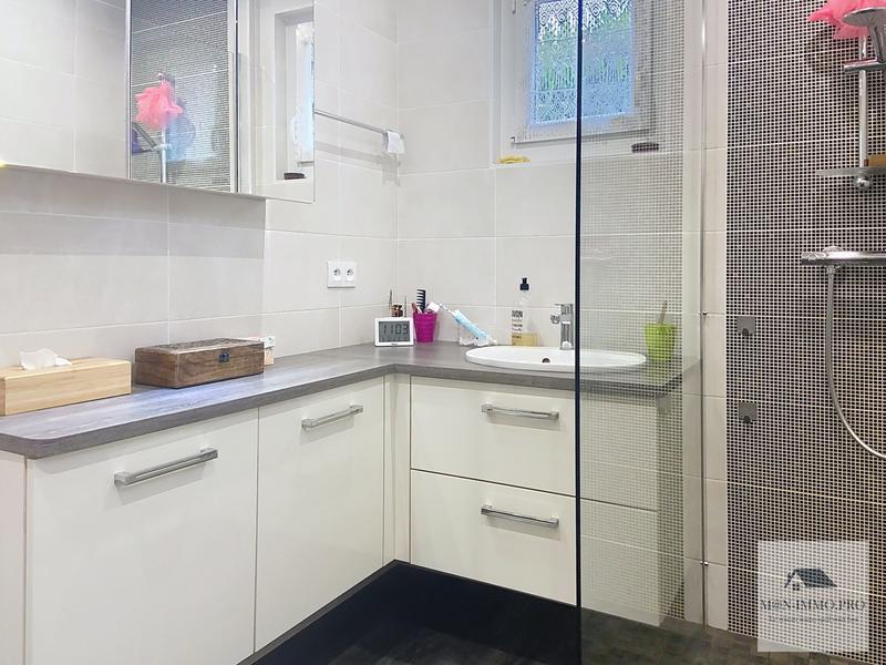 Maison - 166 m² - 6 pièces