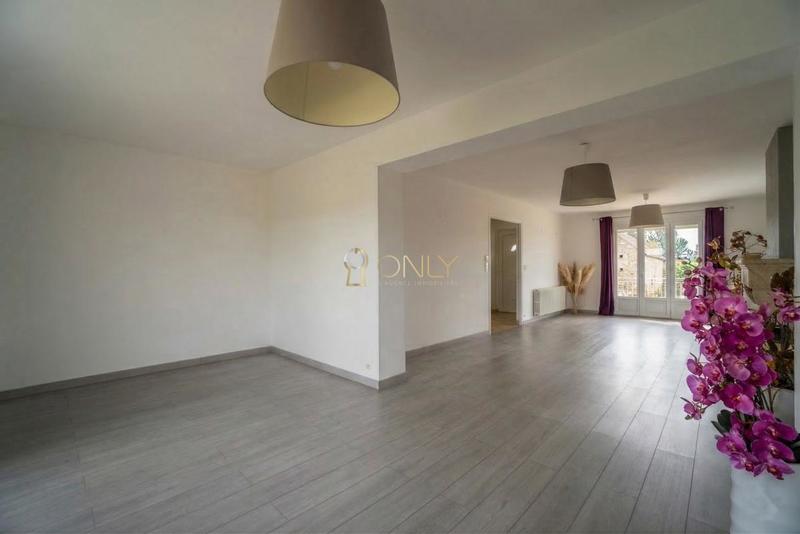 Maison - 176 m² - 7 pièces