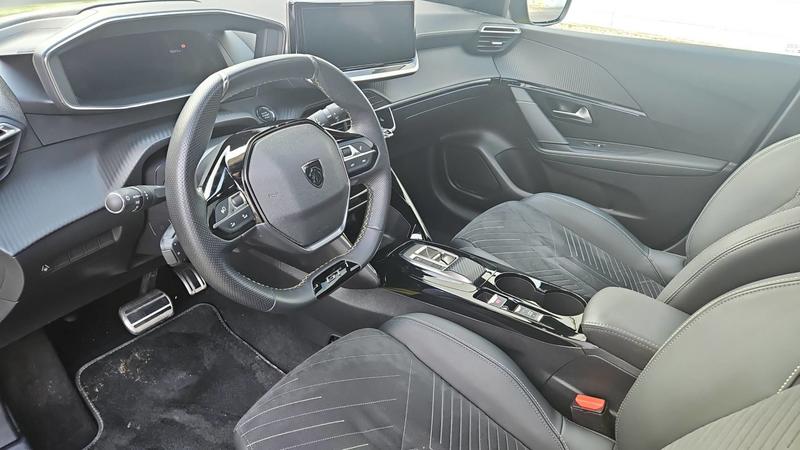 Peugeot 208 156 51 kWh Gt