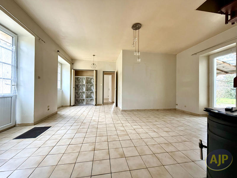 Maison - 85 m² - 4 pièces