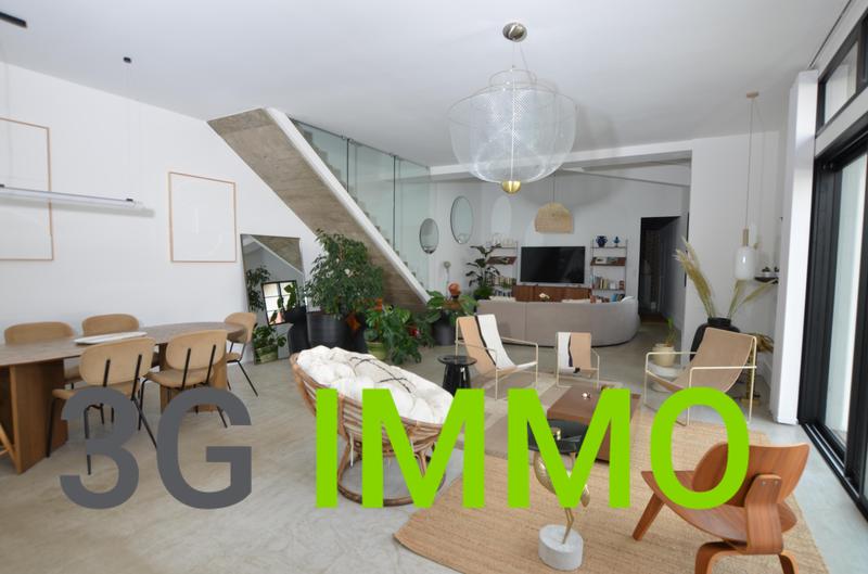 Maison - 165 m² - 5 pièces