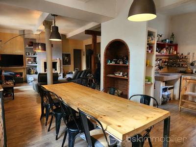 Maison - 200 m² - 8 pièces