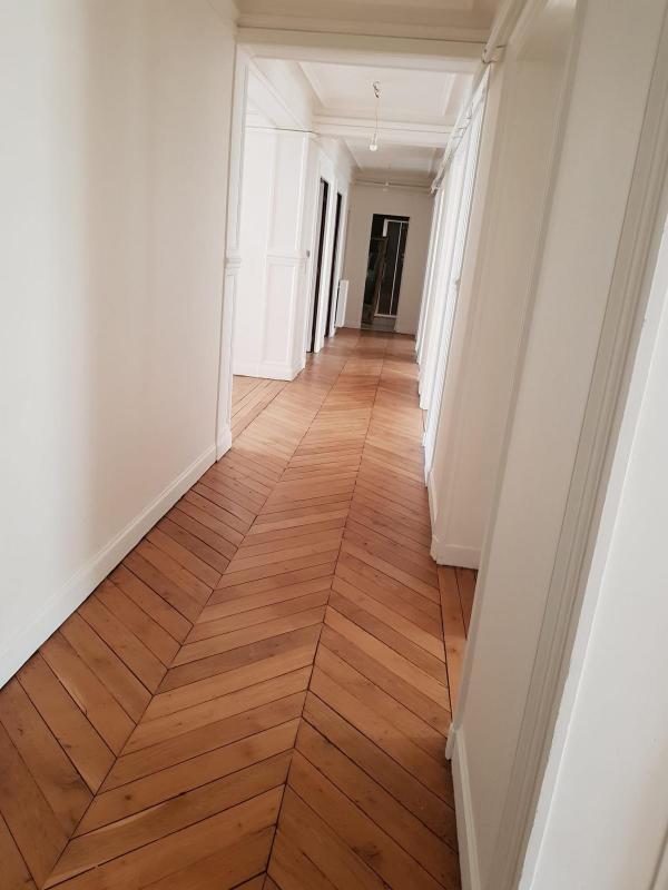 Appartement - 220 m² - 5 pièces