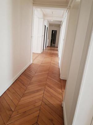 Appartement - 220 m² - 5 pièces