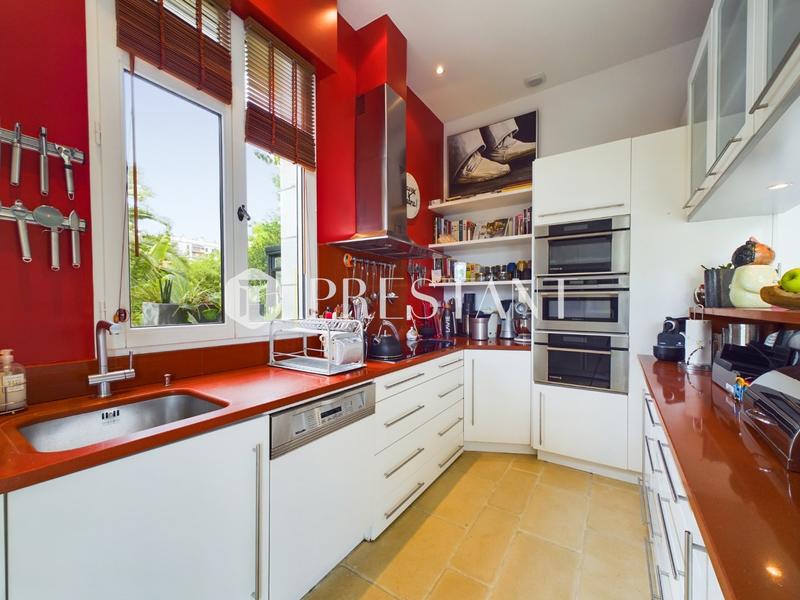 Maison - 193 m² - 7 pièces