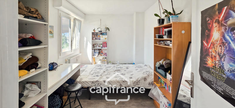 Appartement - 90 m² - 4 pièces