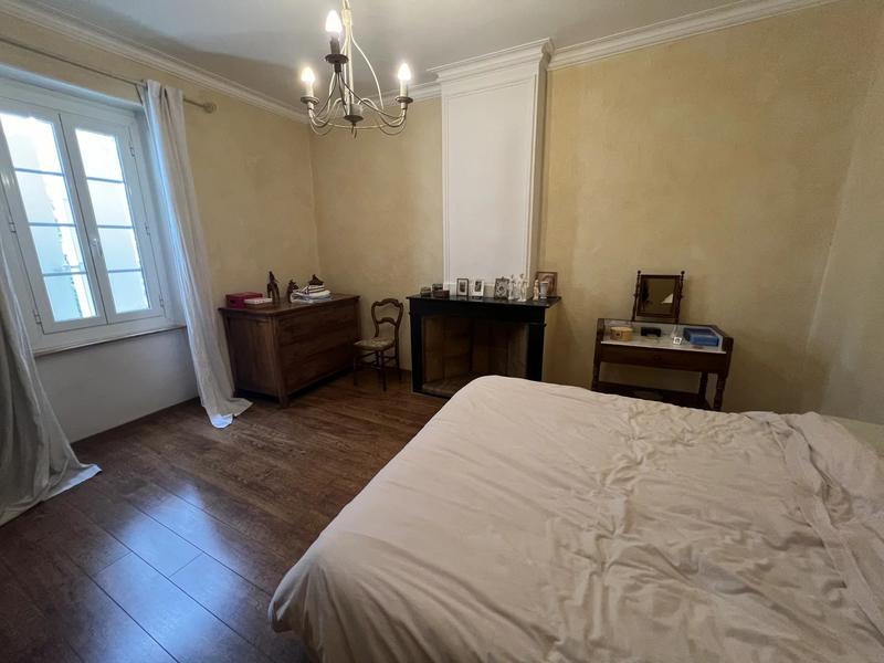 Maison de village - 285 m² - 12 pièces