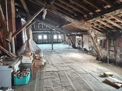 Maison - 275 m² - 10 pièces