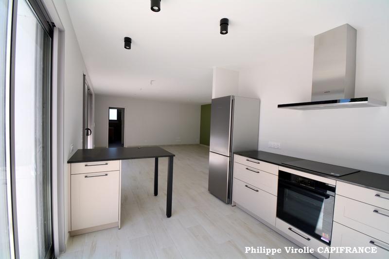 Maison - 137 m² - 6 pièces