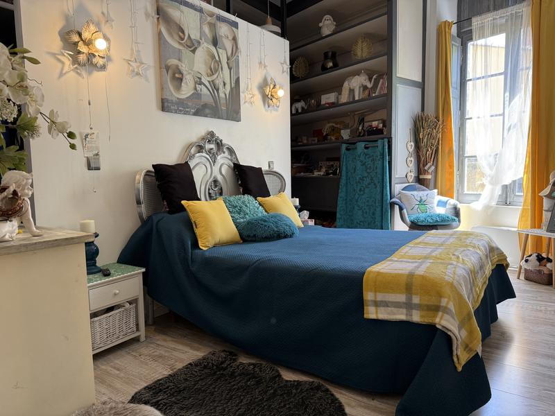 Appartement - 285 m² - 8 pièces